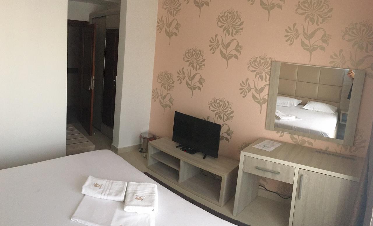 Hotel Imperial Ulcinj Exterior foto